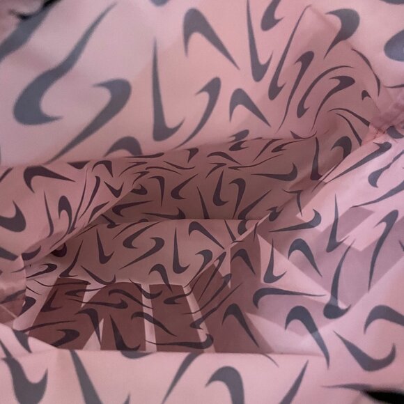 Nike Drawstring Bag - Picture 5 of 5